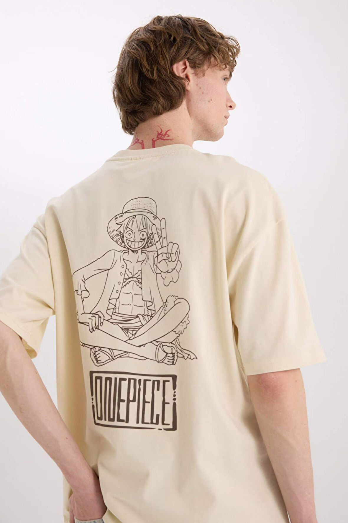 DeFacto %100 Pamuk One Piece Oversize Geniş Kalıp Bisiklet Yaka Sırt Baskılı Kısa Kollu Tişört B8098AX25SPBG700