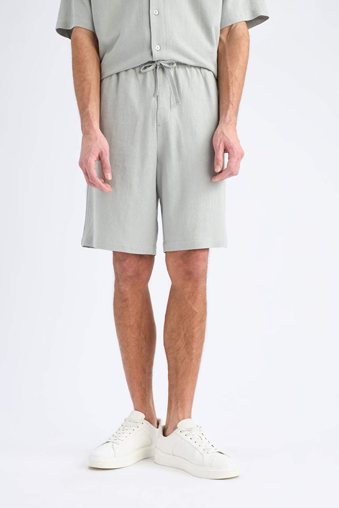 DeFacto Relax Fit Yazlık Keten Karışımlı Şort D8835AX25SMKH514