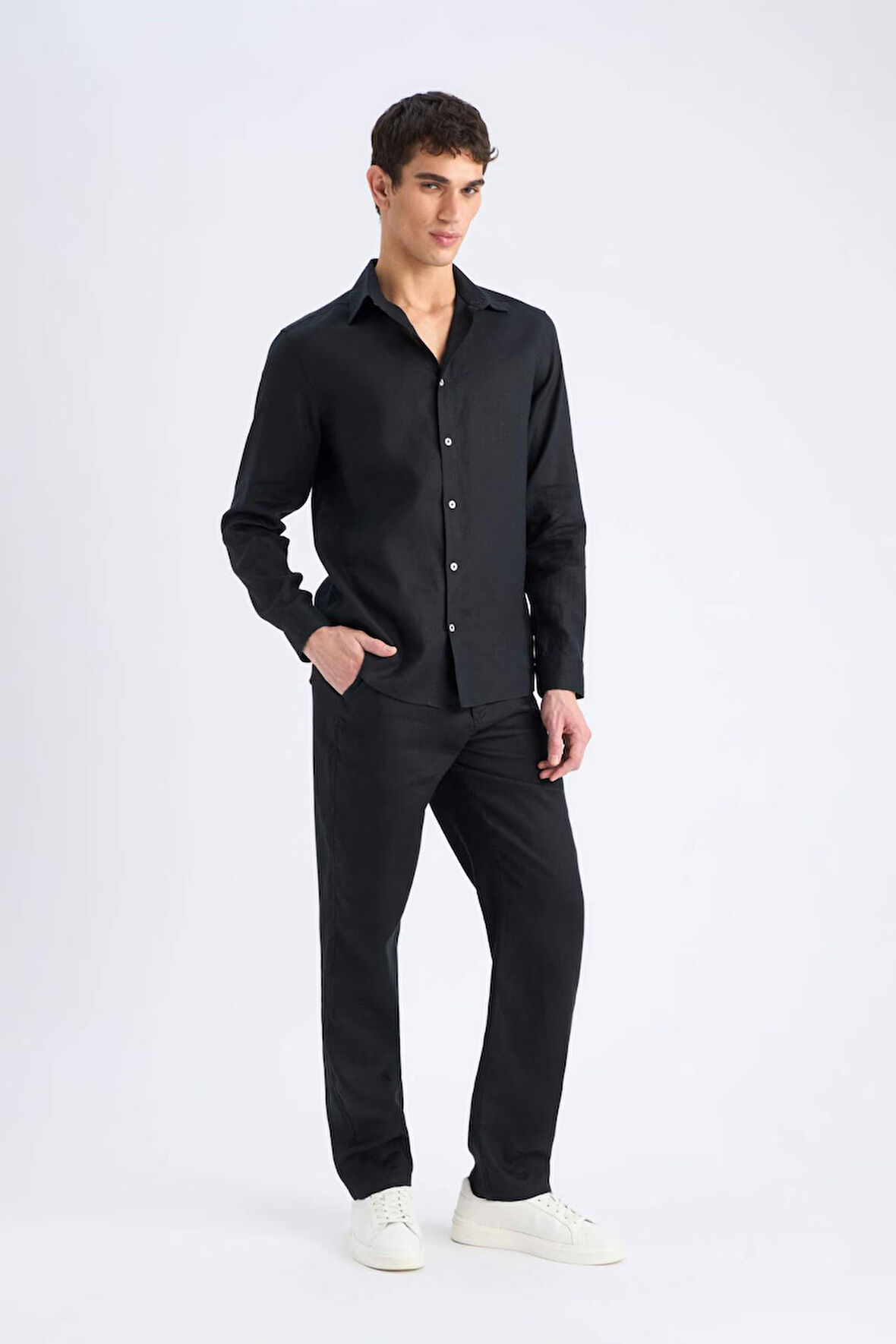 DeFacto %100 Keten Relax Fit Rahat Kesim Düz Paça Yazlık Pantolon C1117AX25SPBK81