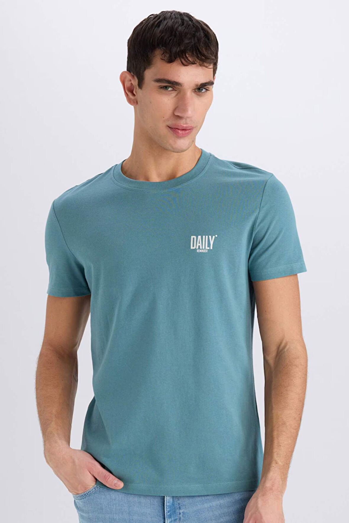 Slim Fit Dar Kesim Bisiklet Yaka Baskılı Kısa Kollu Tişört