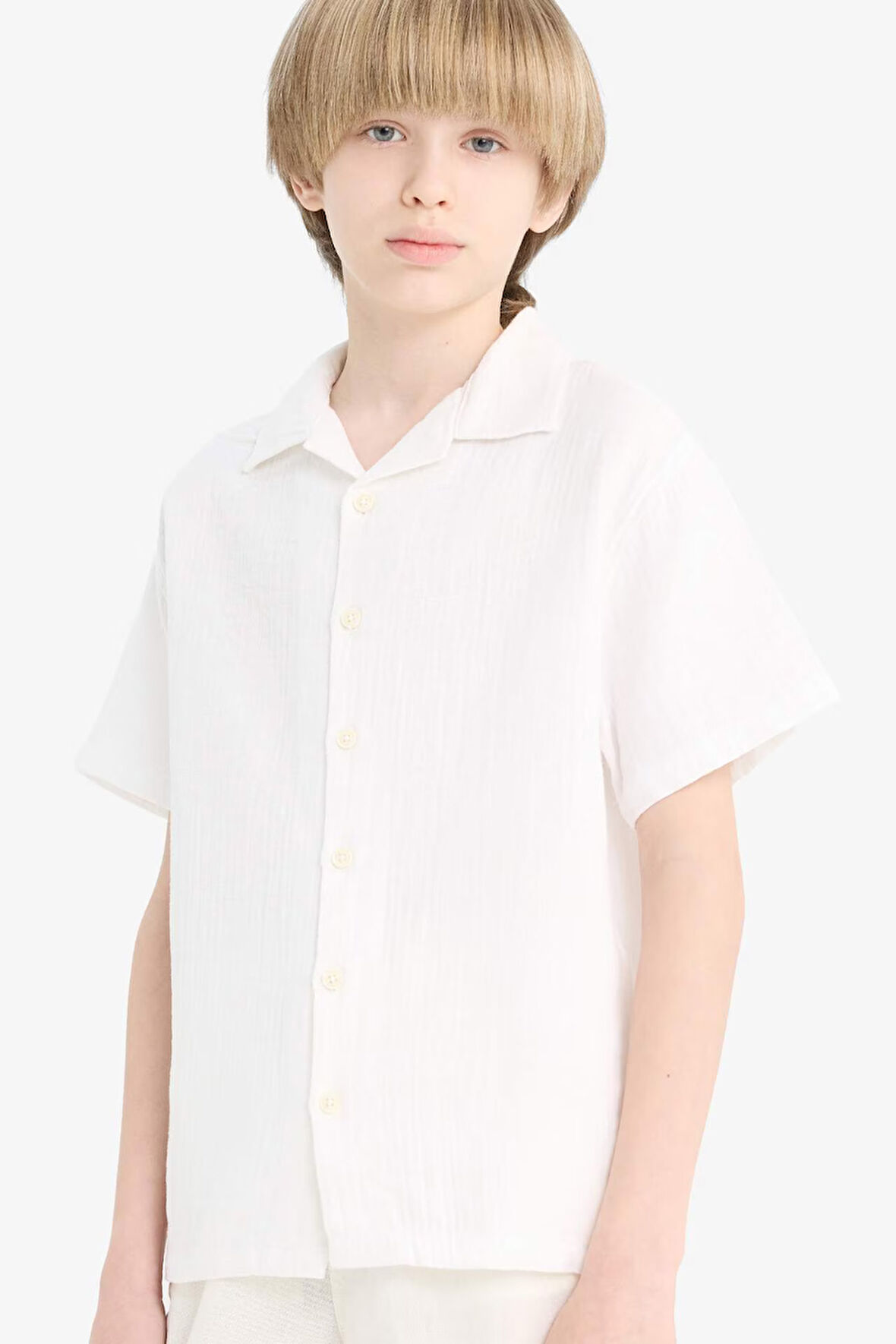 DeFacto Erkek Çocuk Oversize Geniş Kalıp Polo Yaka Müslin Kısa Kollu Gömlek W3239A625HSWT34