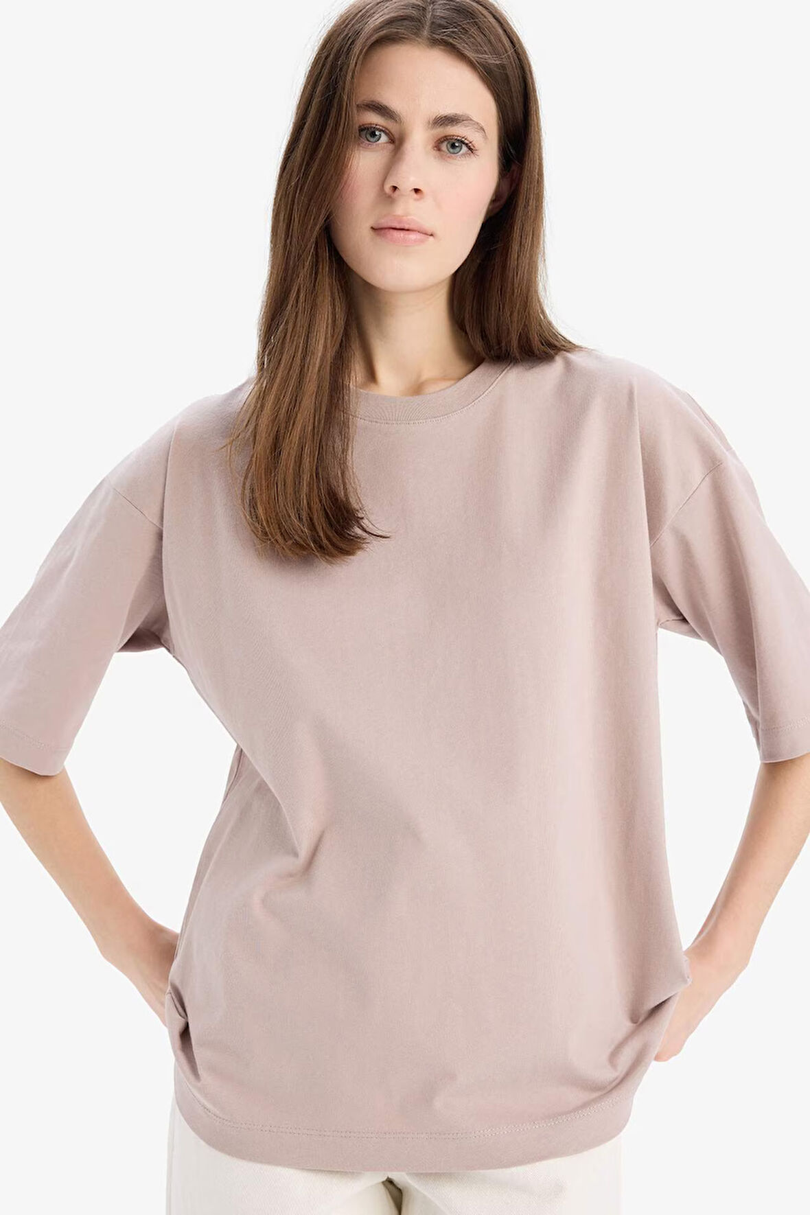 Oversize Geniş Kalıp Bisiklet Yaka Basic Düz Penye Kısa Kollu Tişört