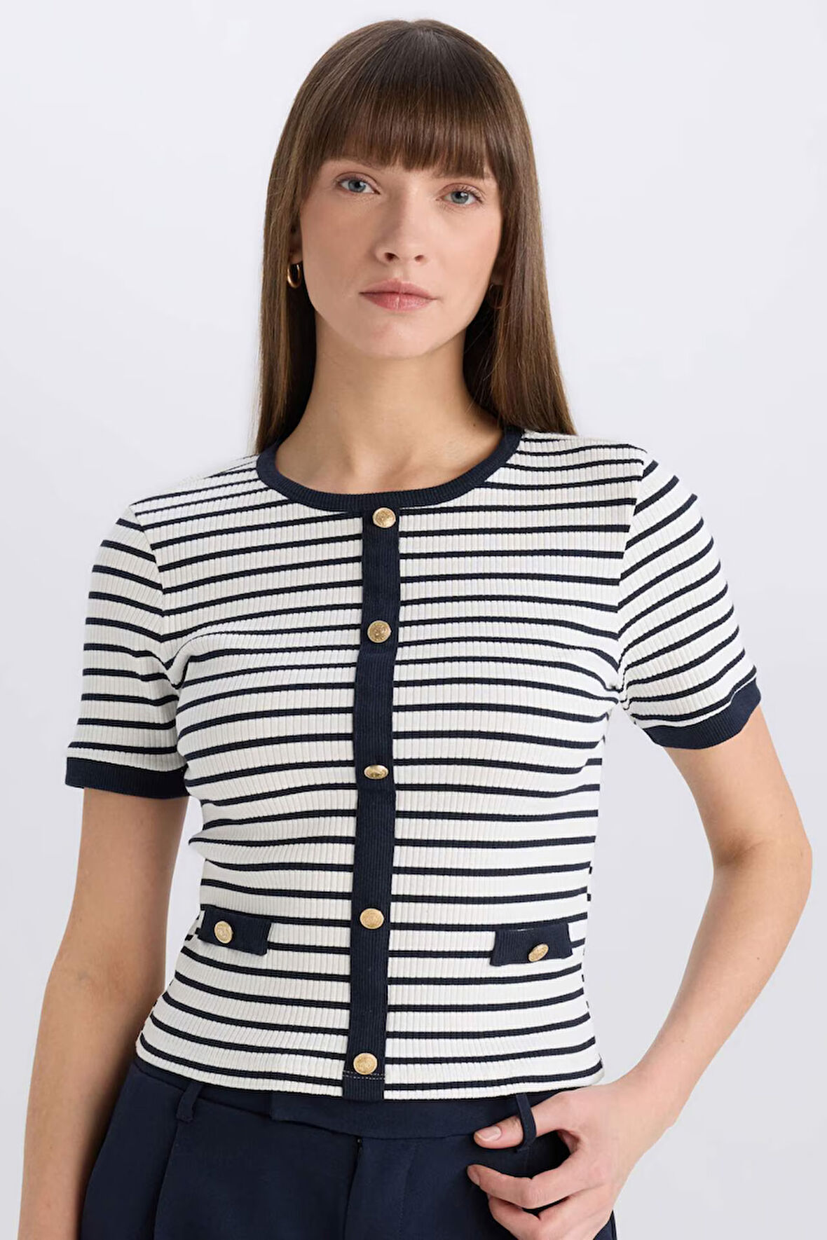 DeFacto Slim Fit Dar Kesim Bisiklet Yaka Çizgili Kısa Kollu Tişört C2566AX25SPNV251