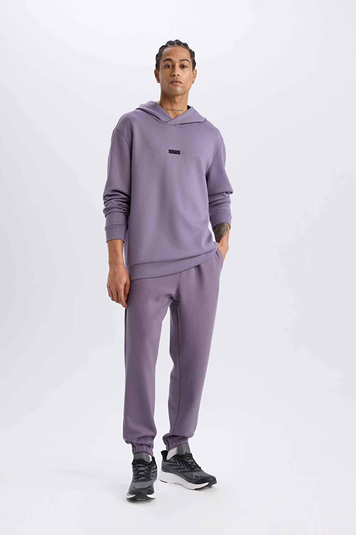 DeFactoFit Standart Fit Cep Detaylı Jogger Paça Skuba Dalgıç Kumaş Sporcu Jogger E6421AX25SPPR506
