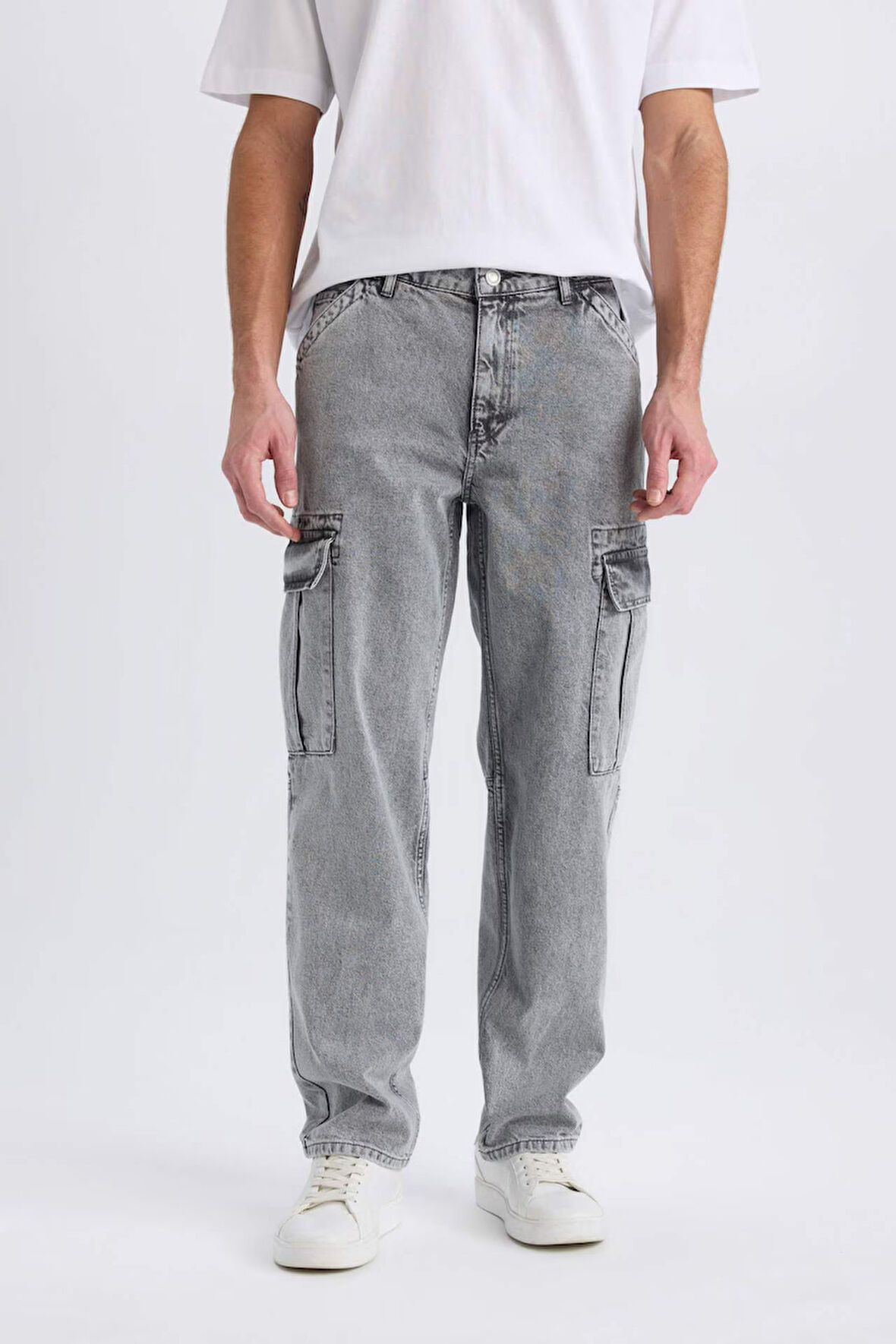 DeFacto %100 Pamuk Relax Fit Rahat Kesim Kargo Cepli Geniş Paça Jean Pantolon D7263AX25SPNM18