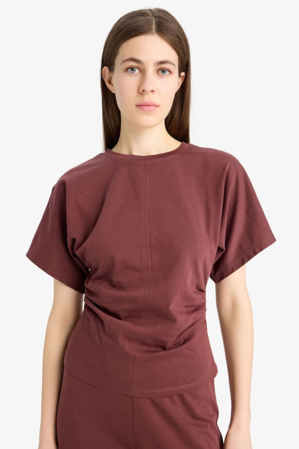 Slim Fit Dar Kesim Bisiklet Yaka Drapeli Premium Kısa Kollu Tişört