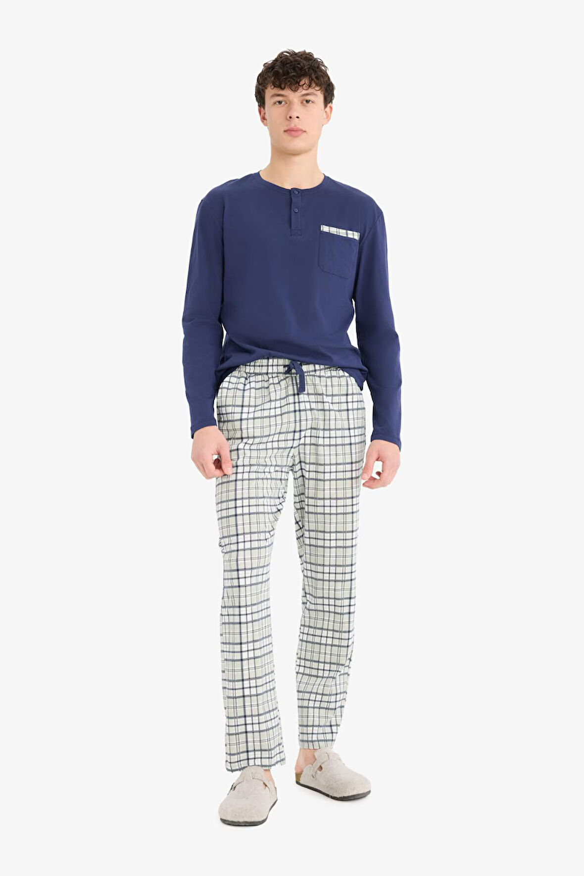 Regular Fit Pijama Takımı Uzun Kollu Üst Kareli Uzun Alt