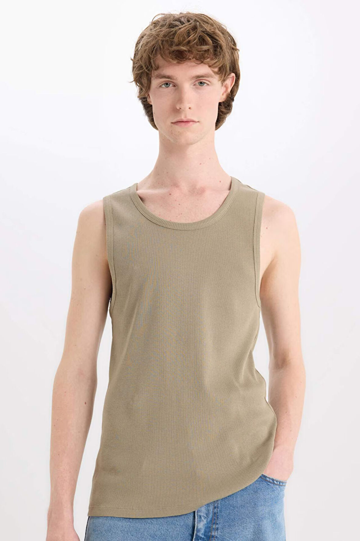 Slim Fit Dar Kesim Bisiklet Yaka Ribana Atlet