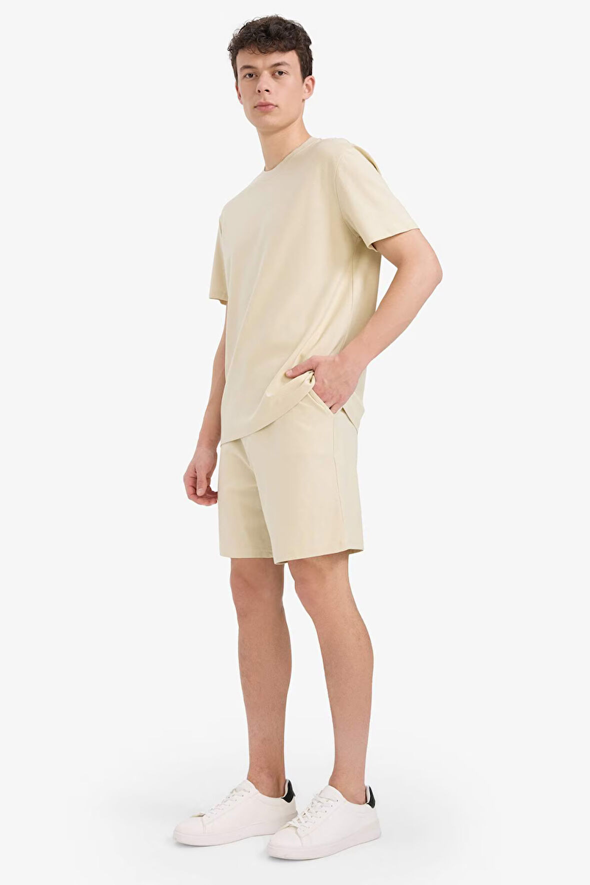 DeFacto %100 Pamuk Relax Fit Twill Dokulu Cepli Şort E2590AX25SMBG430