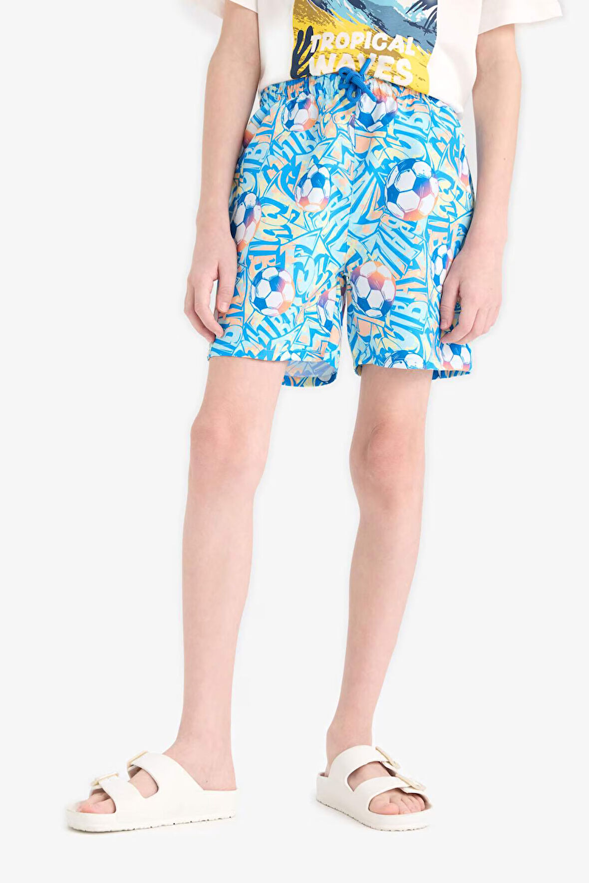 DeFacto Erkek Çocuk Desenli Deniz Şortu E5185A825HSTR124