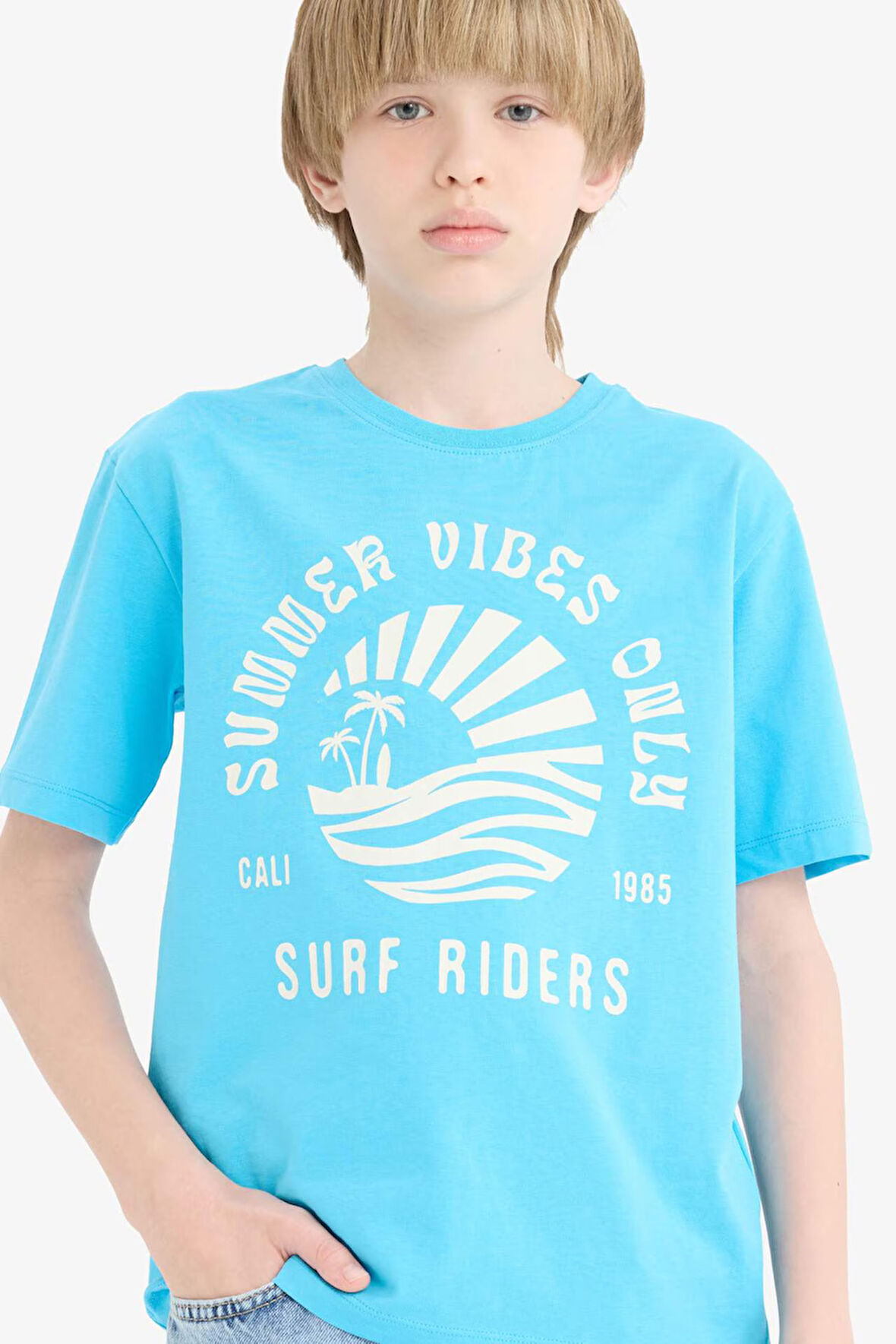 DeFacto Erkek Çocuk Bisiklet Yaka Baskılı Kısa Kollu Tişört E0187A825HSTR230