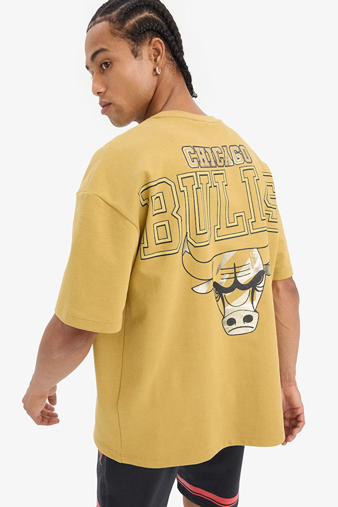 DeFactoFit NBA Chicago Bulls Oversize Geniş Kalıp Bisiklet Yaka Sırt Baskılı Kısa Kollu Tişört E0347AX25SPKH63