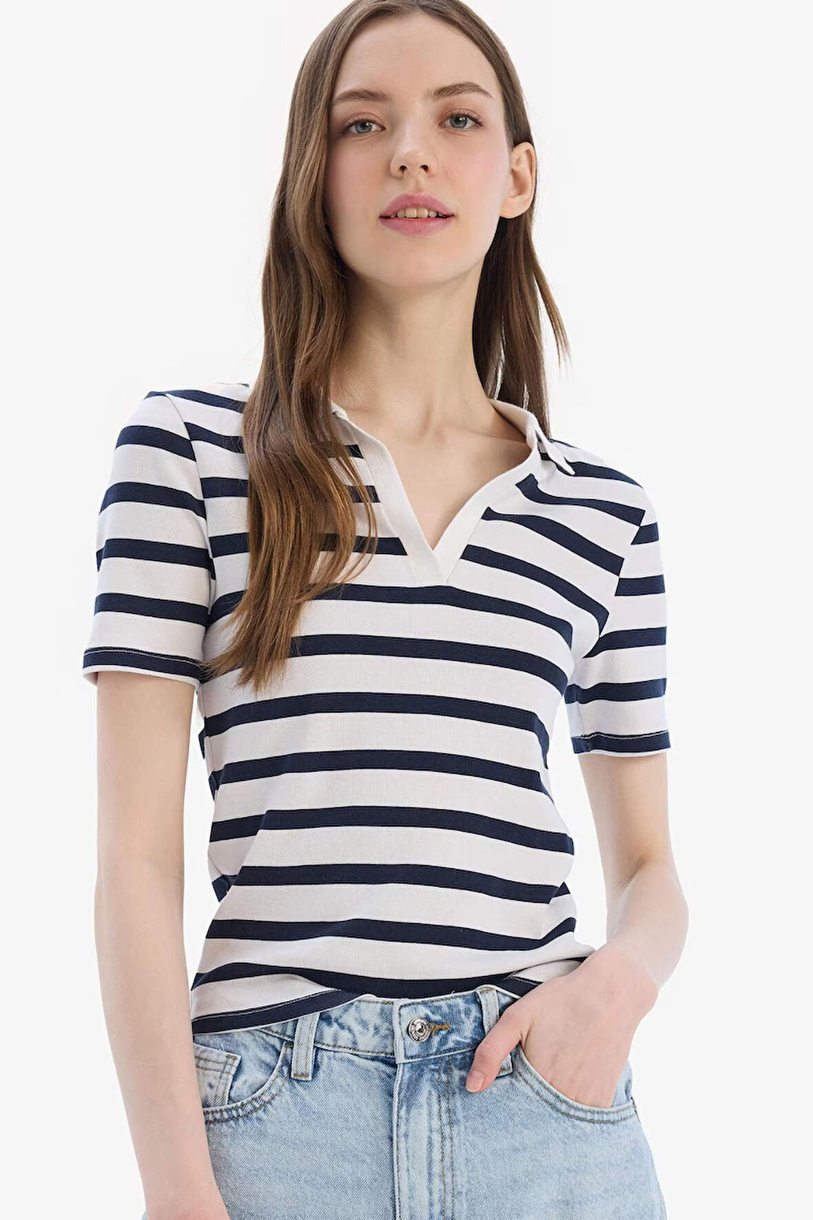 DeFacto Slim Fit Dar Kesim Çizgili Polo Yaka Ribana Kısa Kollu Tişört E6989AX25SPER105