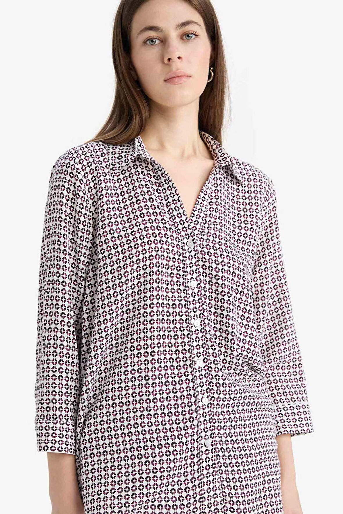 DeFacto Regular Fit Kareli Uzun Kollu Gömlek K6402AZ25SPBR400