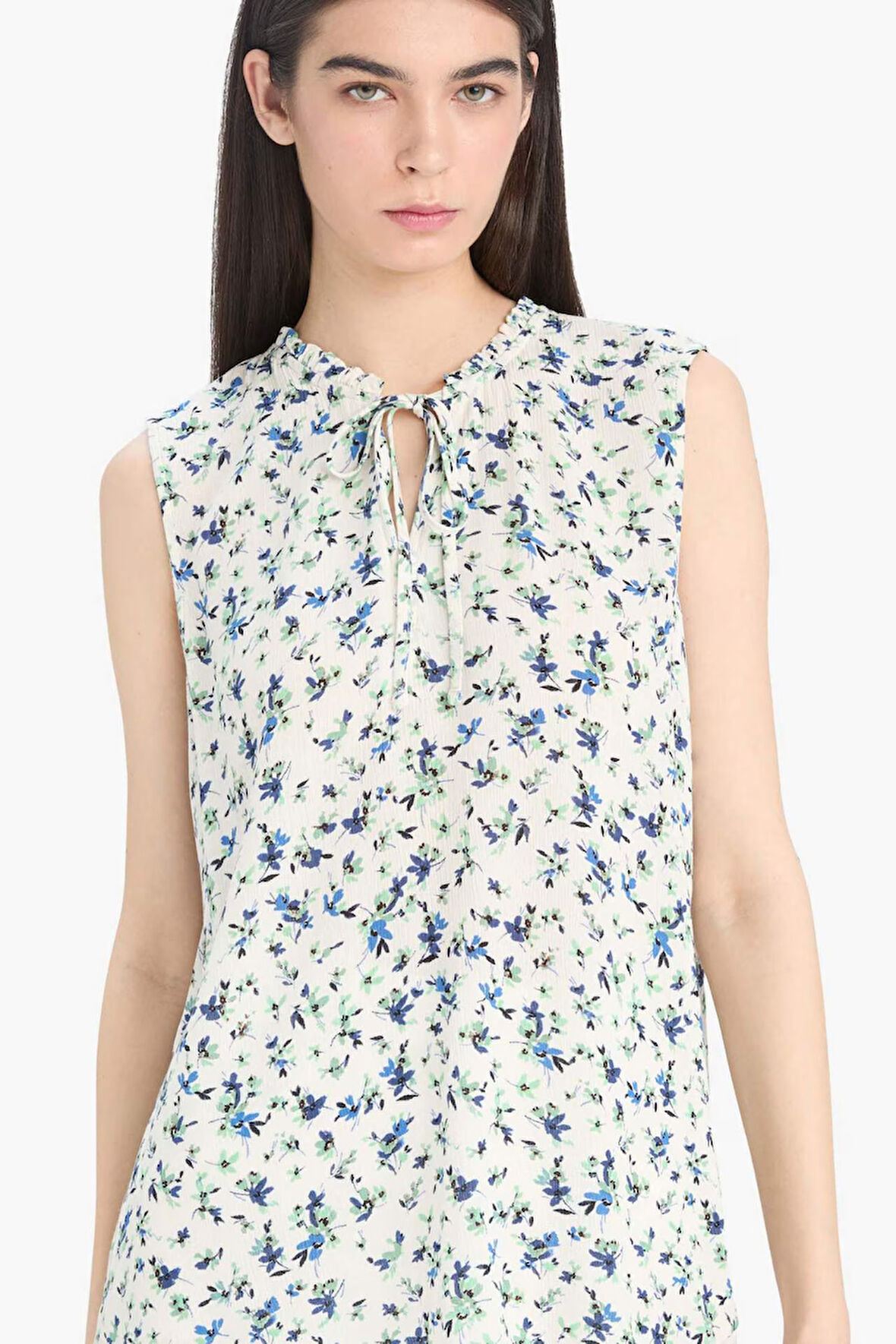 Regular Fit Çiçek Desenli Krinkıl Kumaş Kolsuz Bluz