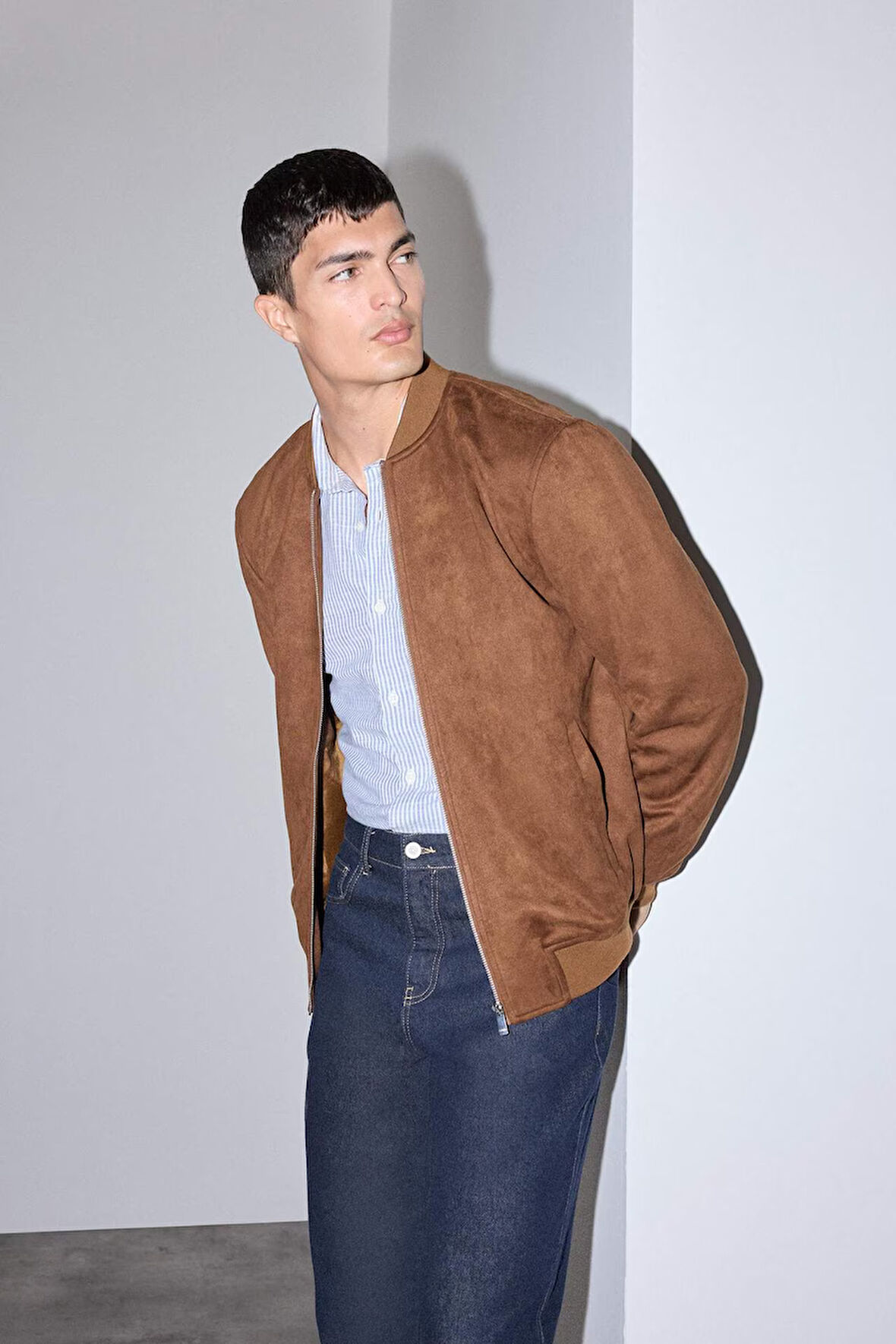 Slim Fit Dar Kesim Kolej Yaka Fermuarlı Süet Bomber Mont