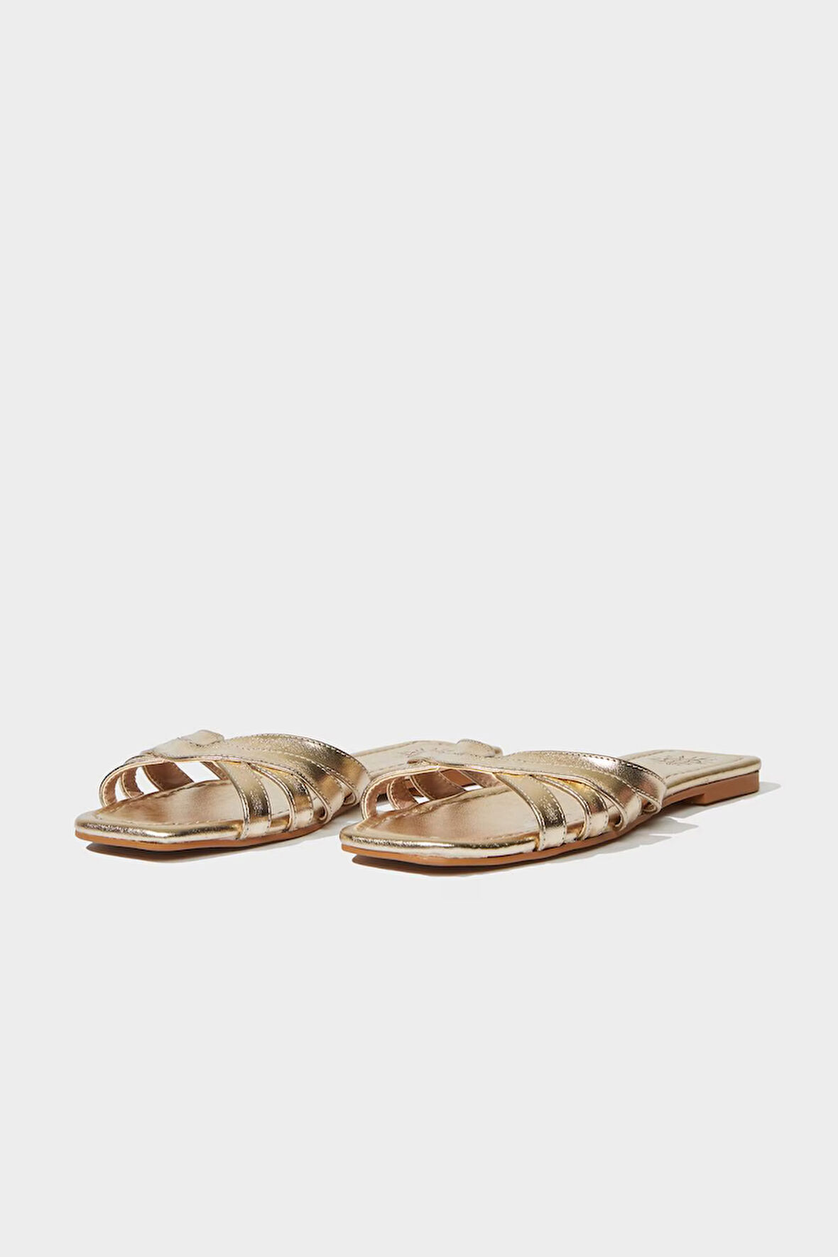 DeFacto Kadın Düz Taban Suni Deri Terlik C3718AX25HSGD1