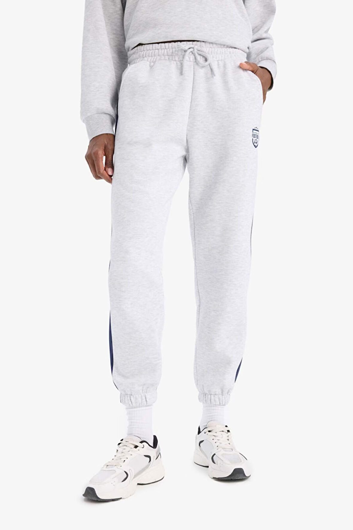 DeFactoFit Standart Fit Baskılı Jogger Paça Standart Boy Sporcu Eşofman Altı