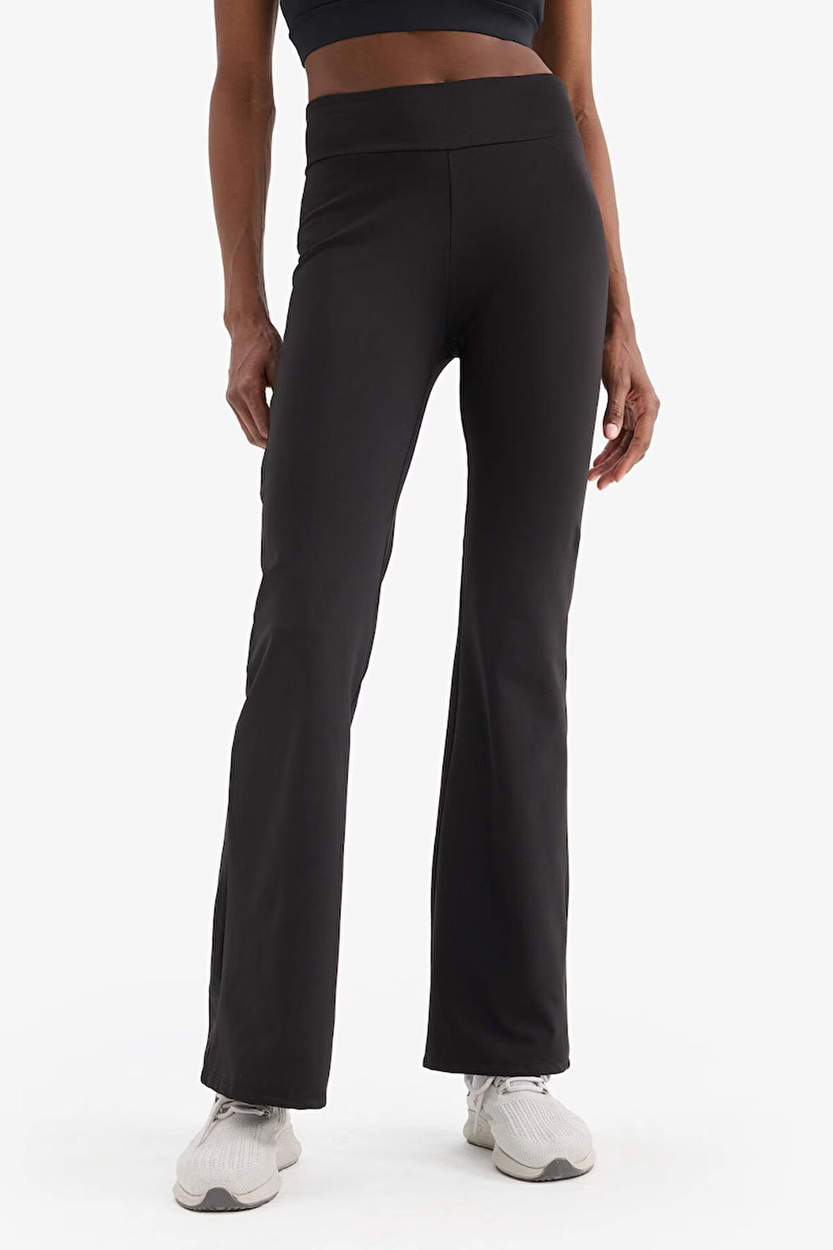 DeFactoFit Flare Fit Geniş Paça Uzun Sporcu Pantolon