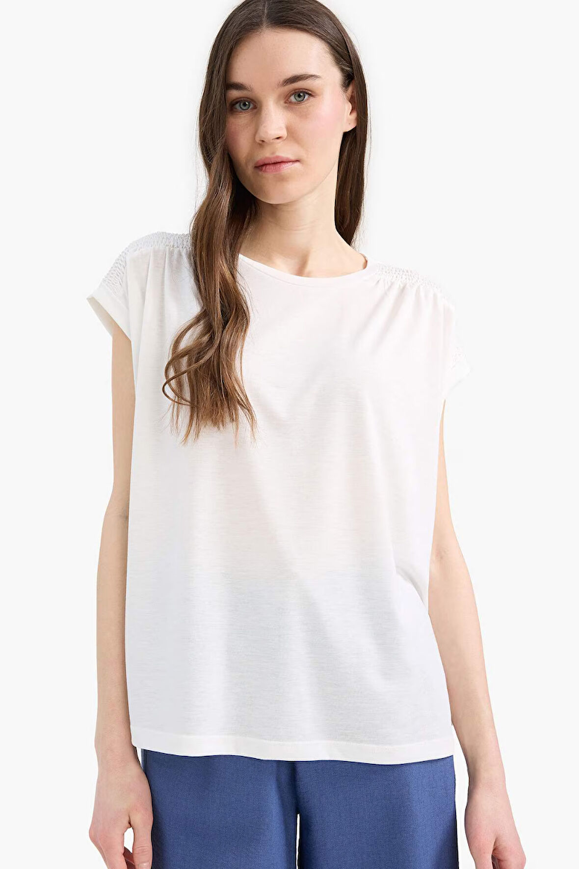 DeFacto Bisiklet Yaka Basic Düz Kısa Kollu Tişört E7558AX25SMER105