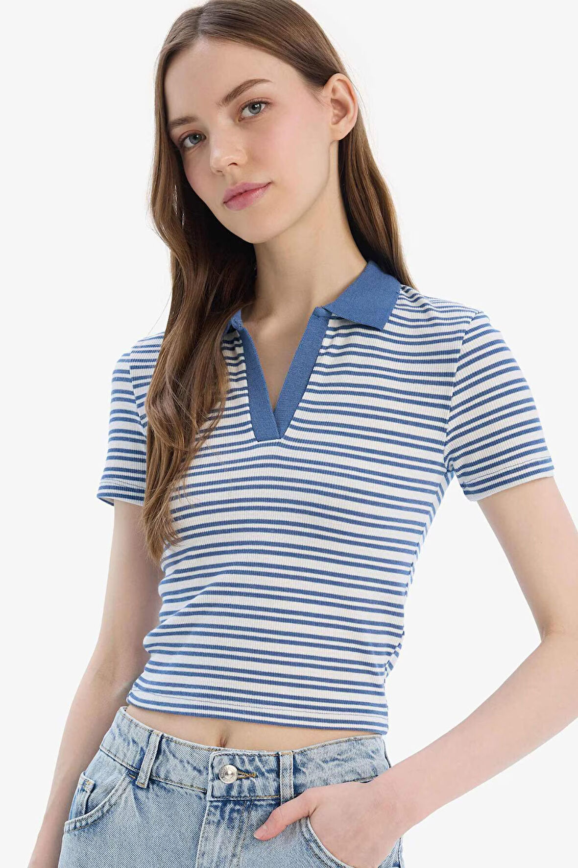 DeFacto Fitted Polo Yaka Çizgili Fitilli Kaşkorse Kısa Kollu Tişört E7907AX25SMIN257