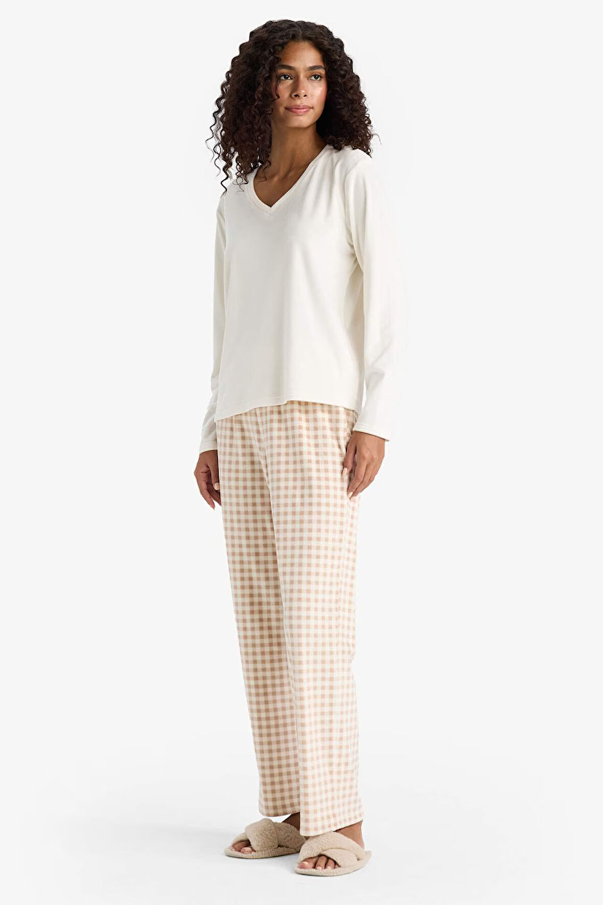 Pijama Takımı Regular Fit Uzun Kollu Velur Üst Kareli Uzun Alt-Fall in Love