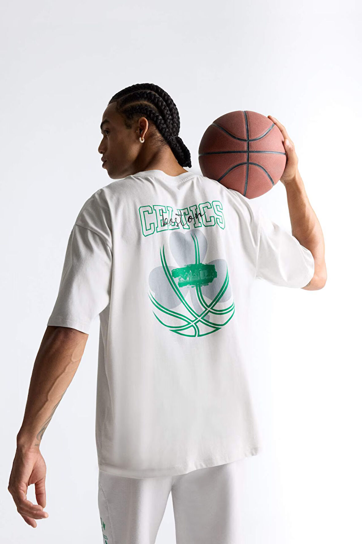 DeFactoFit NBA Boston Celtics Oversize Geniş Kalıp Bisiklet Yaka Sırt Baskılı Kısa Kollu Tişört