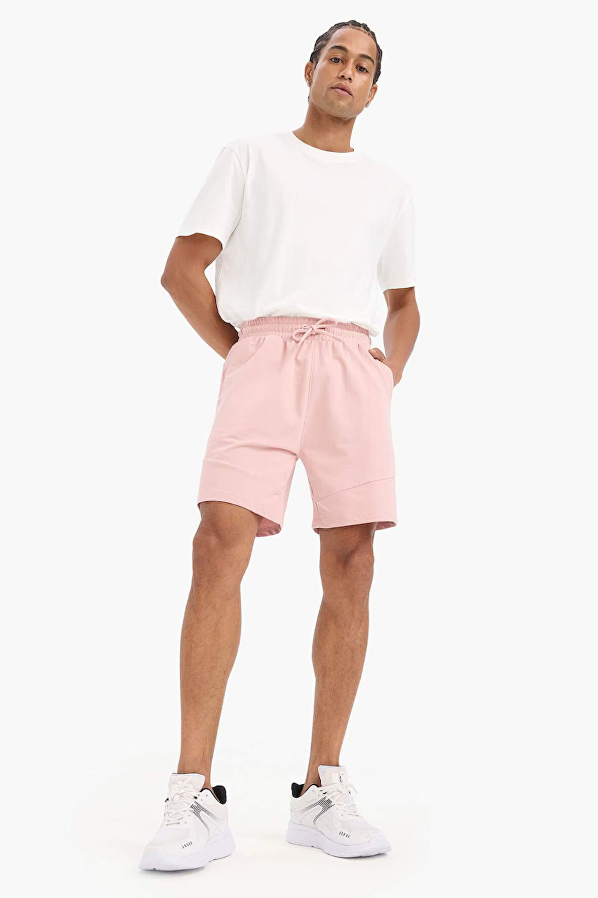 DeFactoFit Standart Fit Sporcu Beli Bağcıklı Cepli Şort