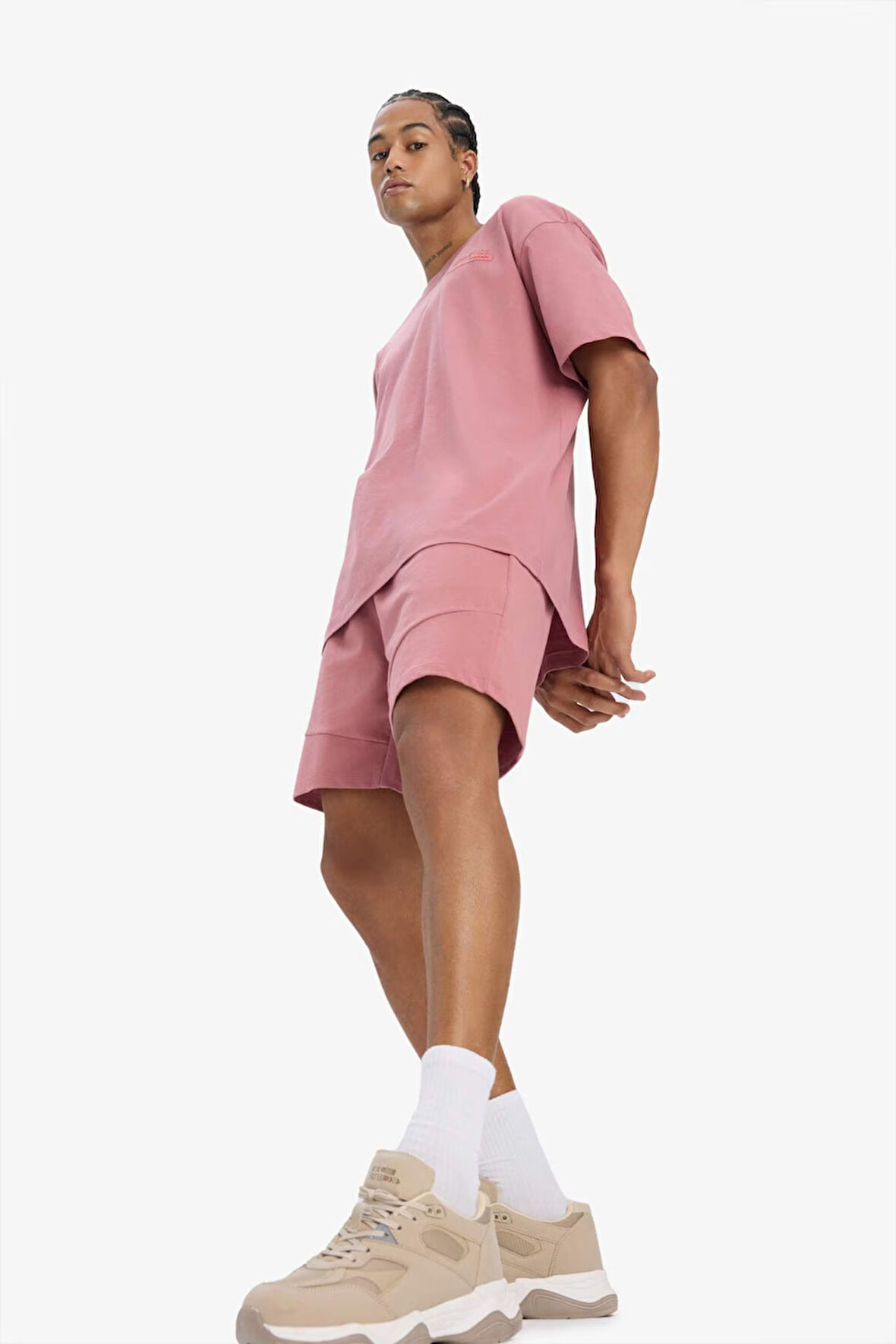 DeFactoFit Standart Fit Sporcu Beli Bağcıklı Cepli Şort