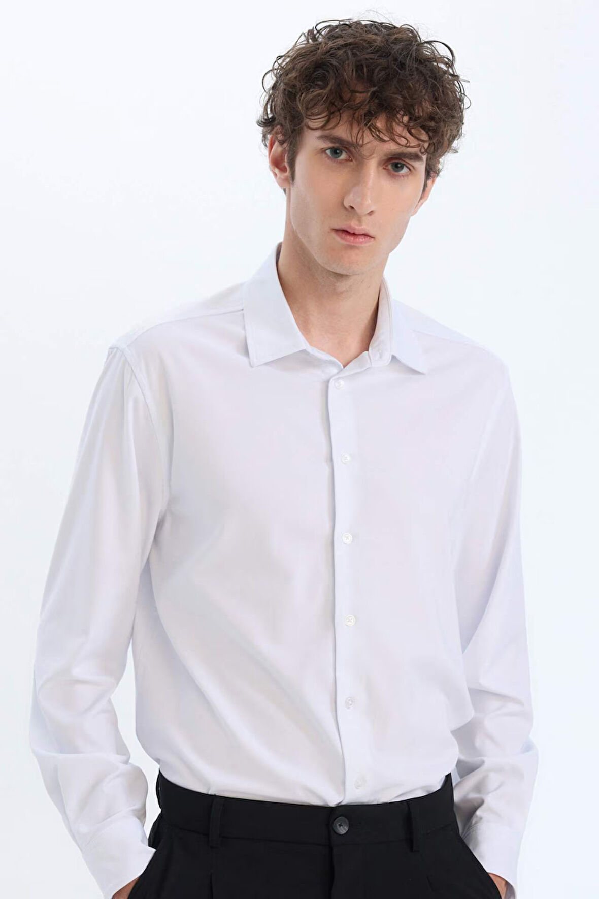 DeFacto Regular Fit Polo Yaka Uzun Kollu Beyaz Gömlek E3242AX25SPWT32