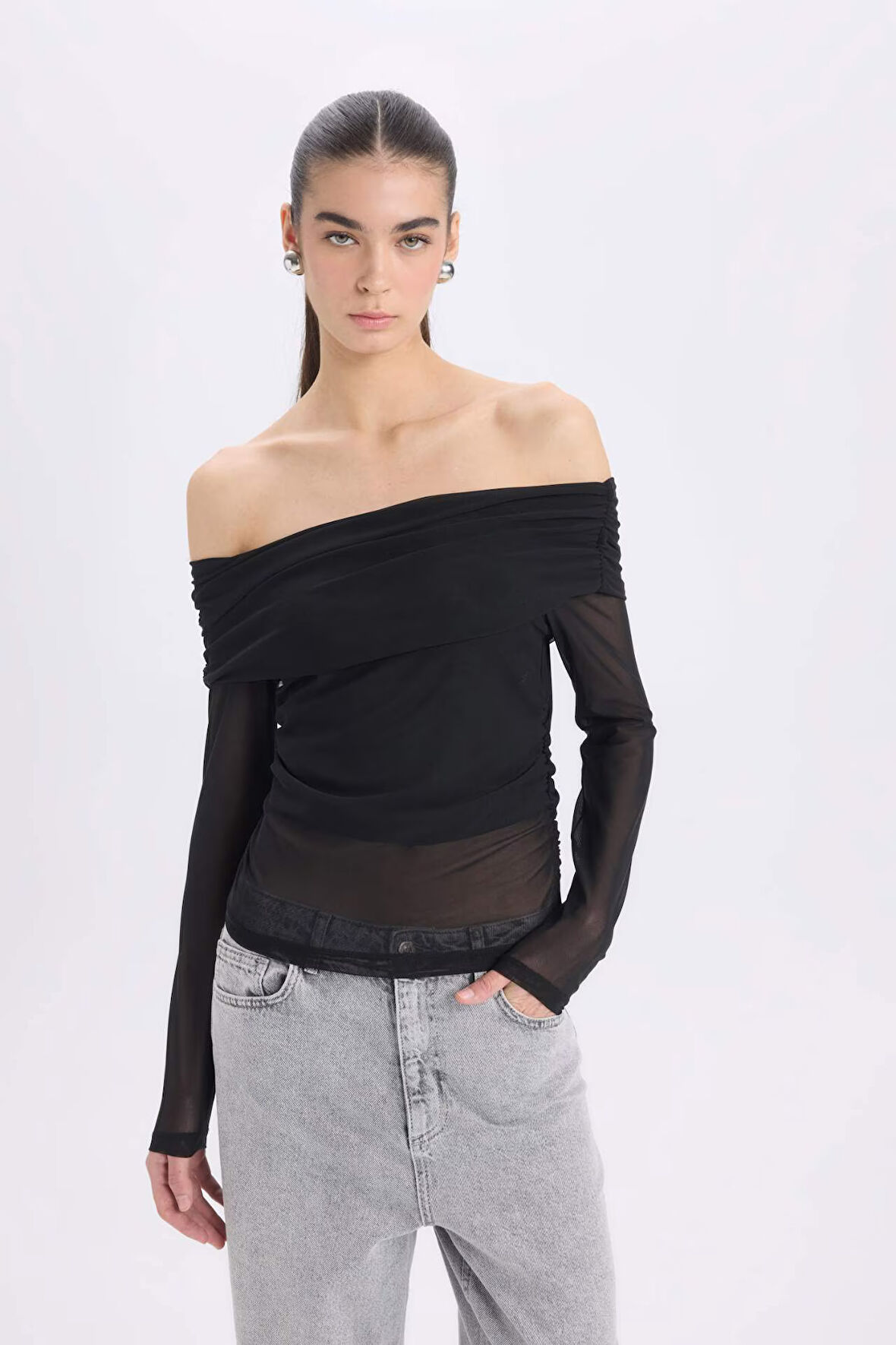 Yılbaşı Temalı Slim Fit Dar Kesim Omuzu Açık Tül Uzun Kollu Tişört