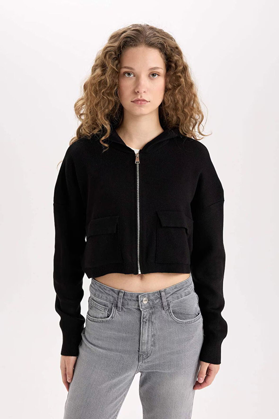 DeFacto Regular Fit Kapüşonlu Basic Düz Fermuarlı Triko Hırka E2270AXNSBK81