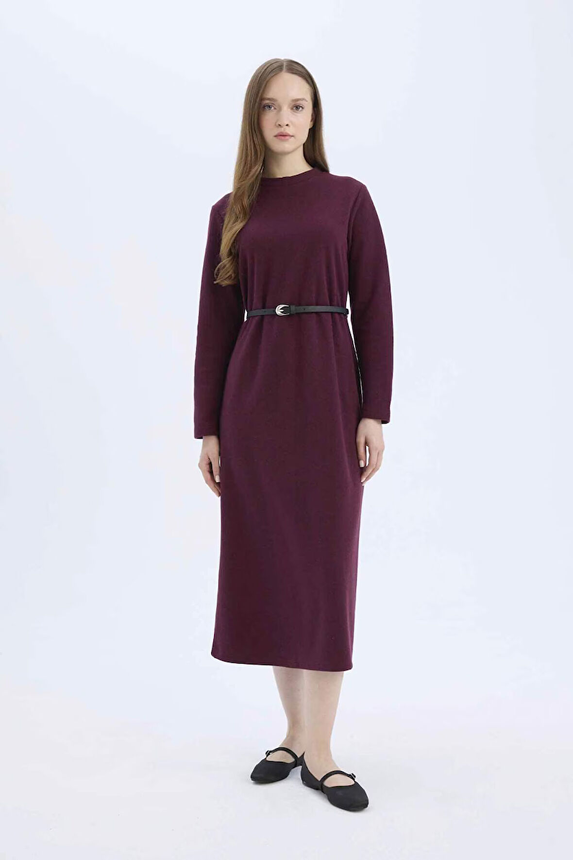 Regular Fit Bisiklet Yaka Uzun Kollu Kemerli Selanik Kumaş Maxi Elbise