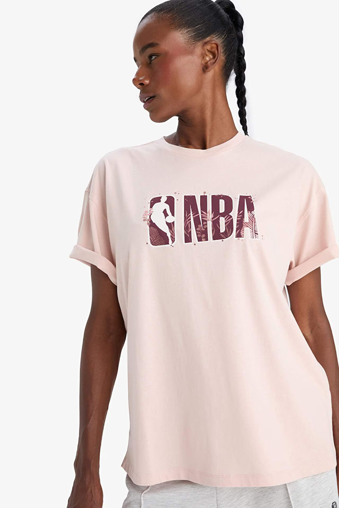 DeFactoFit NBA Wordmark Oversize Geniş Kalıp Bisiklet Yaka Sporcu Kısa Kollu Tişört