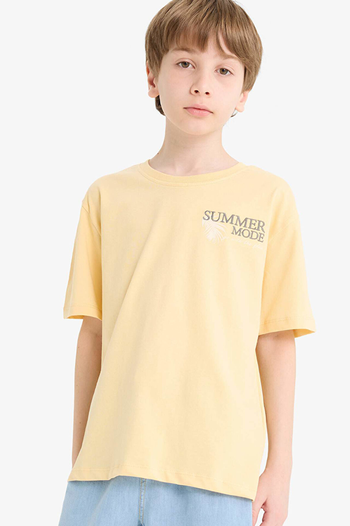 DeFacto Erkek Çocuk Bisiklet Yaka Baskılı Kısa Kollu Tişört E8455A825HSYL252