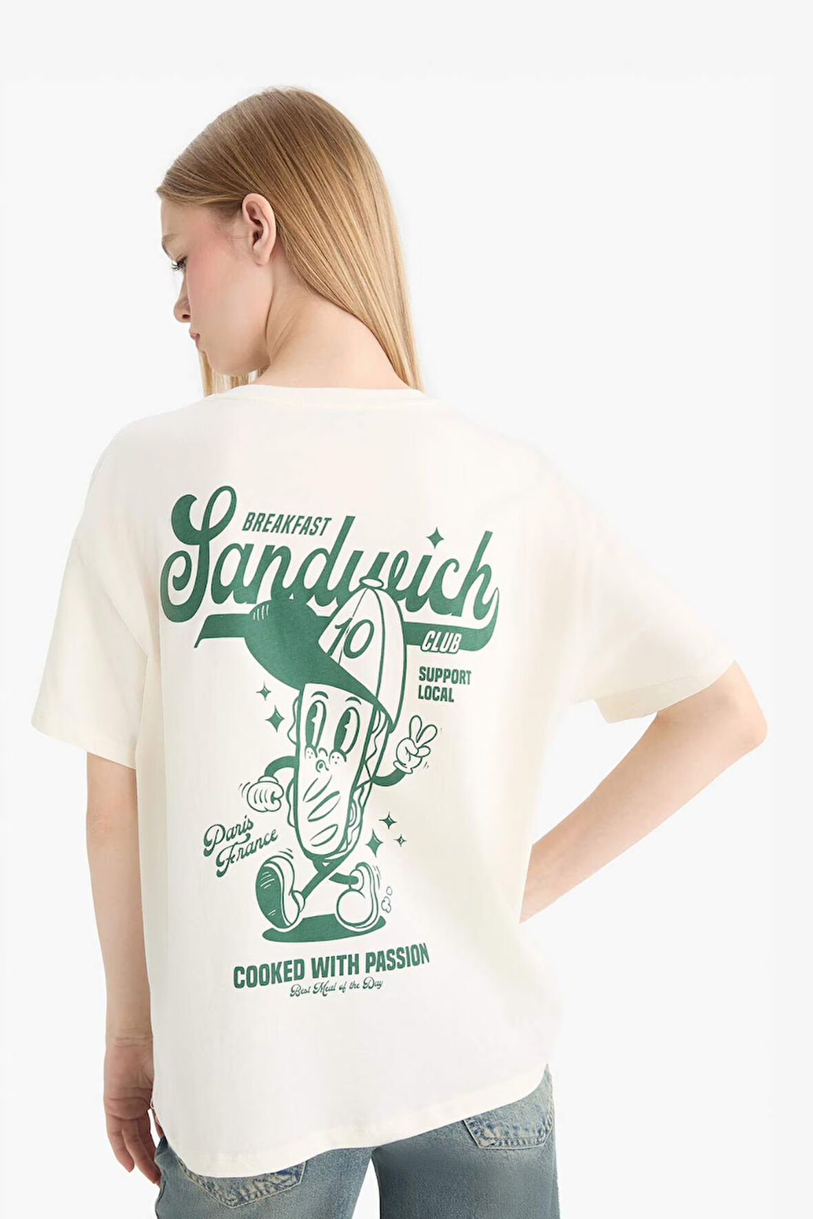 DeFacto Coool Oversize Geniş Kalıp Bisiklet Yaka Sırt Baskılı Kısa Kollu Tişört F2645AX25SMER103