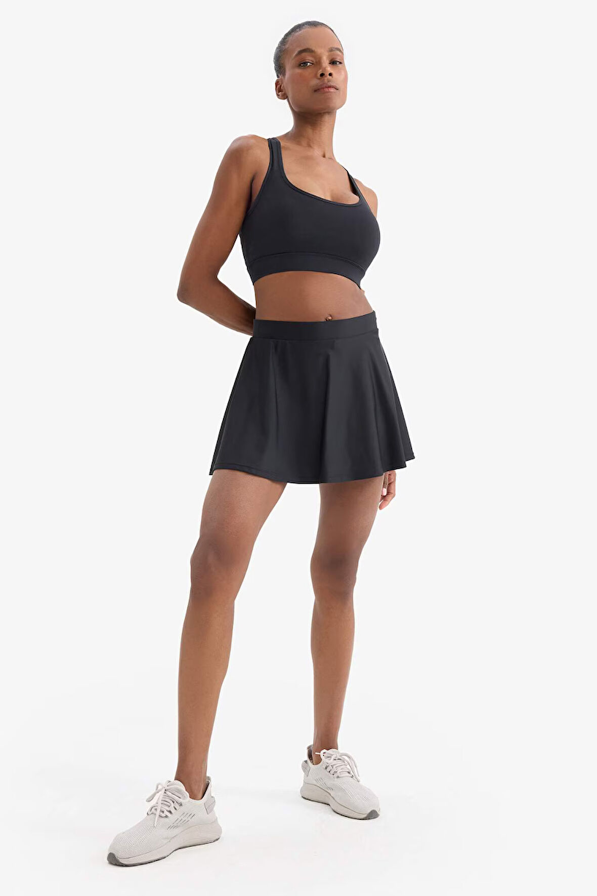 DeFactoFit Standart Fit Kısa Boy Deniz Eteği D9398AX25HSBK81