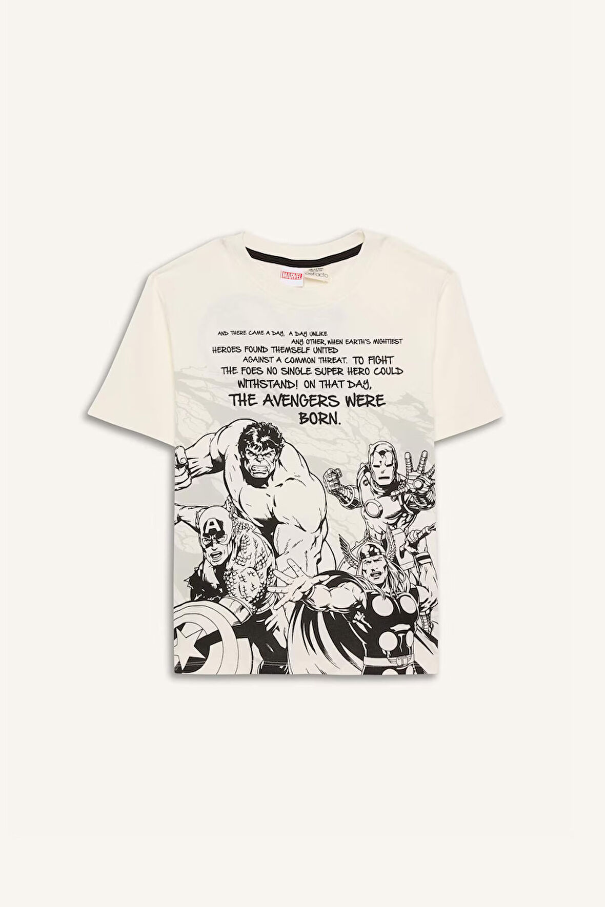 DeFacto Erkek Çocuk Marvel Avengers Bisiklet Yaka Kısa Kollu Tişört D9569A825SMER105
