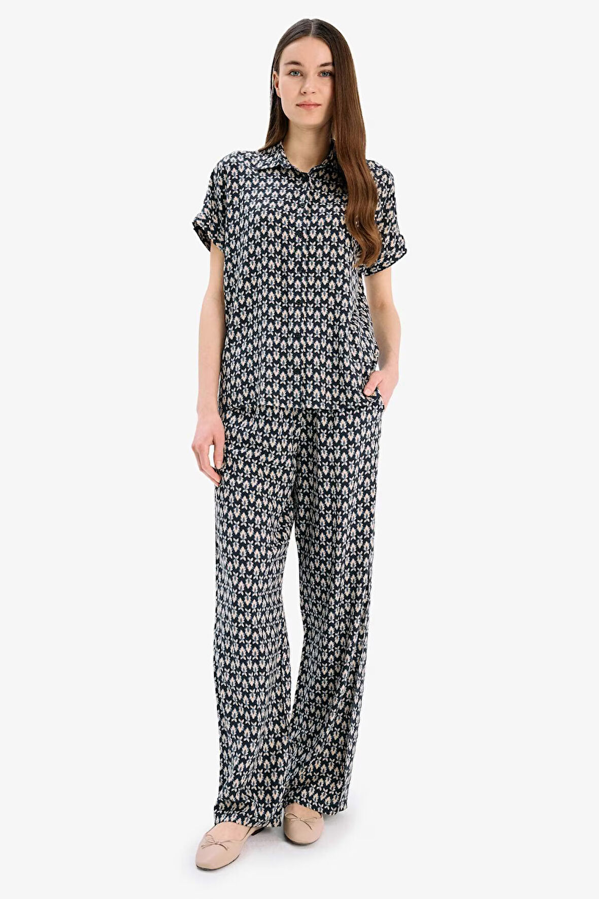 DeFacto Regular Fit Desenli Esnek Belli Düz Paça Pantolon D8844AX25SPNV135