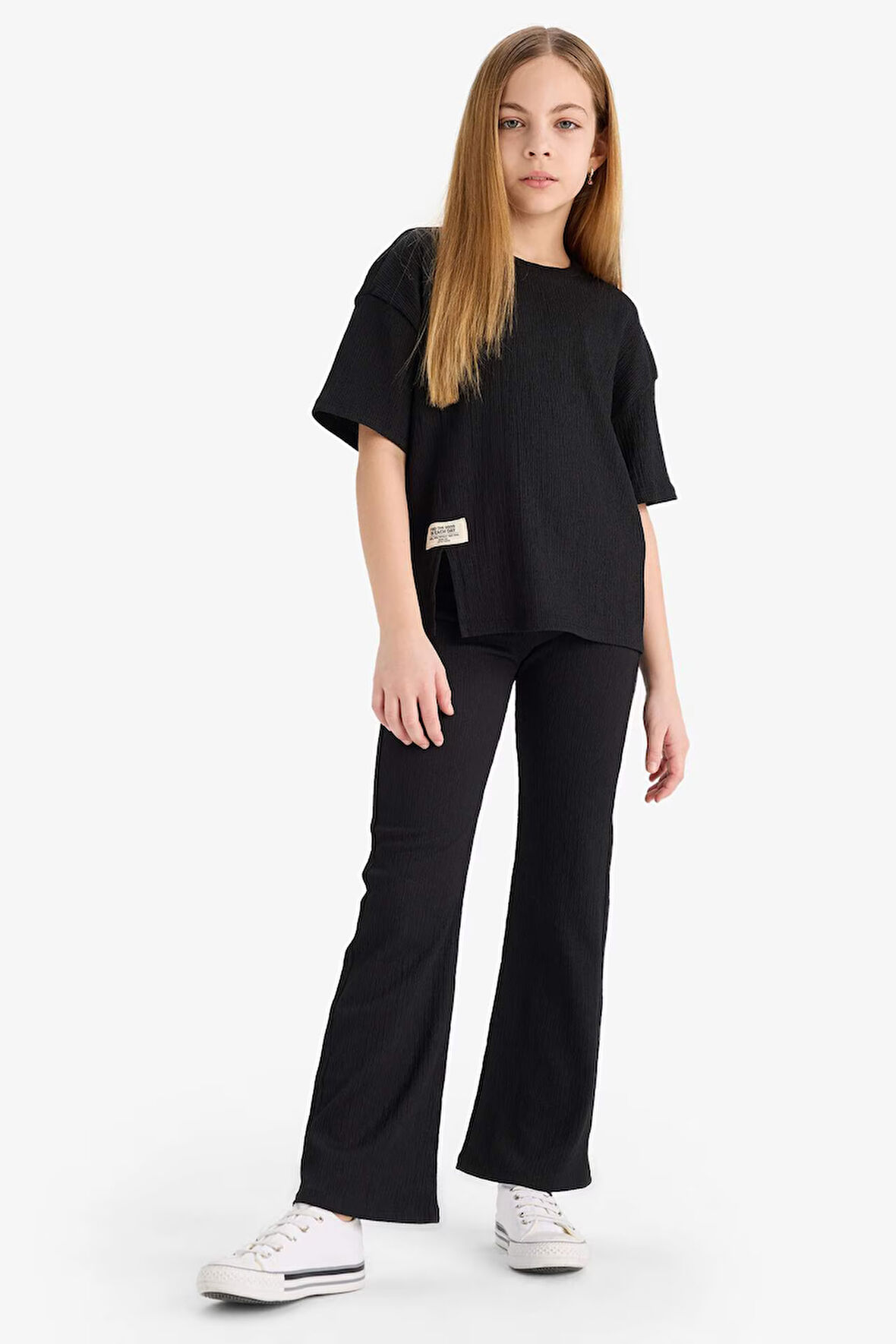 DeFacto Kız Çocuk Bürümcük 2'li Takım Kısa Kollu Tişört İspanyol Paça Tayt E5035A825SMBK81