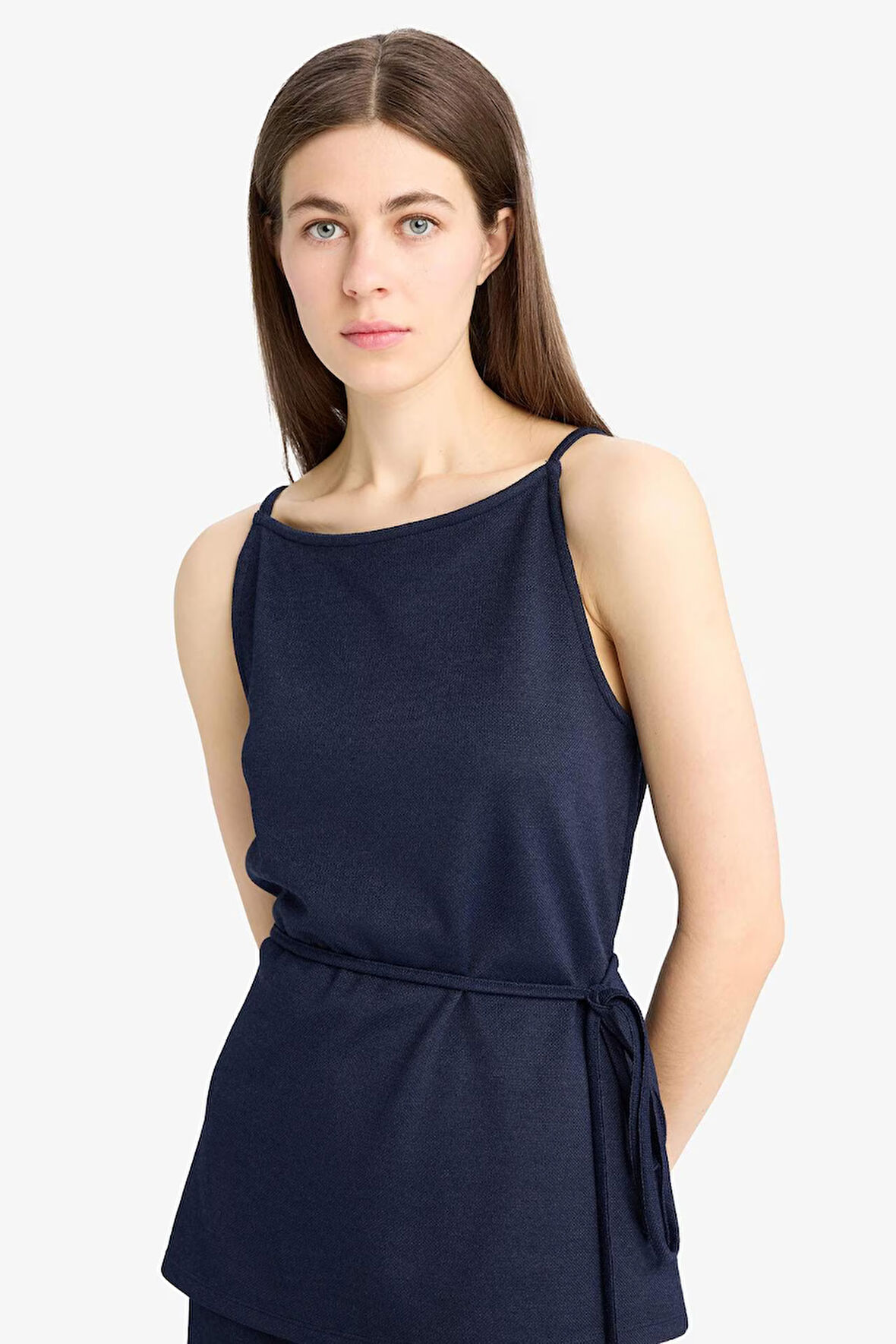Regular Fit Kayık Yaka Kuşaklı Pike Atlet