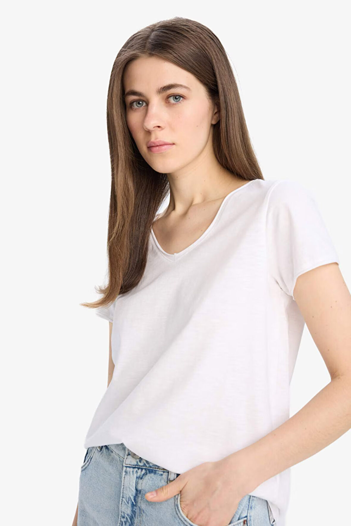 Regular Fit V Yaka Basic Düz Kısa Kollu Tişört