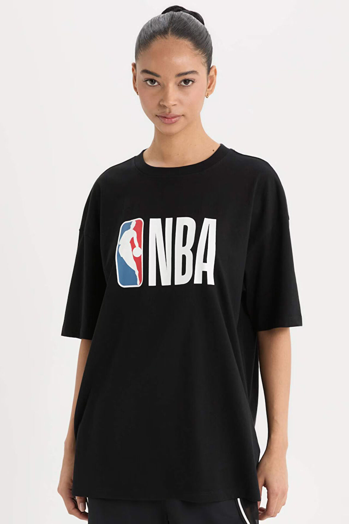 DeFactoFit NBA Wordmark Boxy Fit Bisiklet Yaka Kısa Kollu Tişört