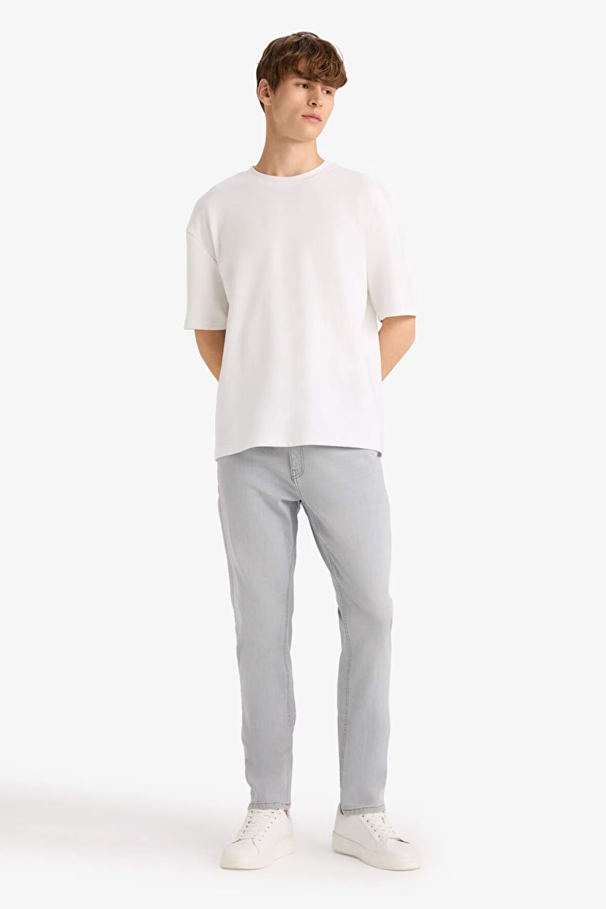 Pedro Slim Fit Dar Kalıp Normal Bel Dar Paça Jean Pantolon