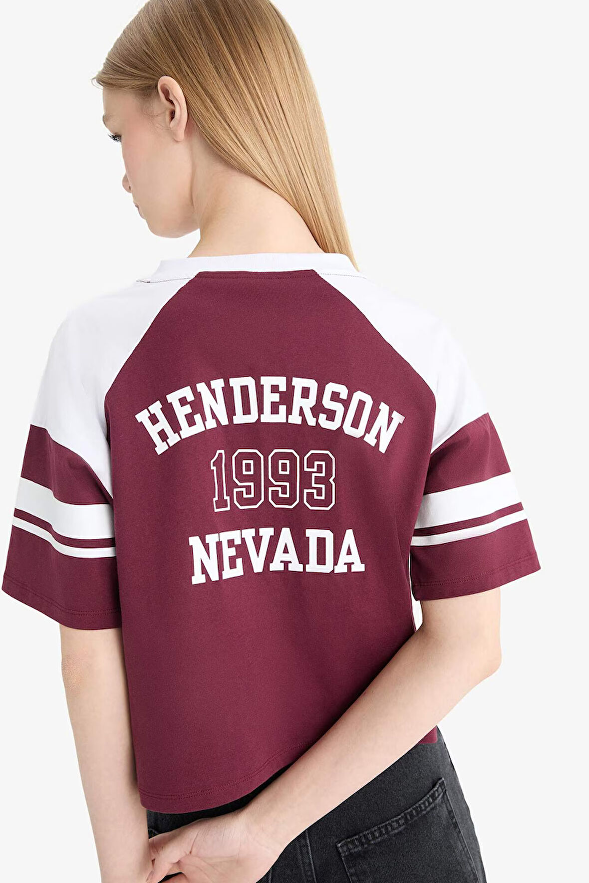 DeFacto Coool Loose Fit Bisiklet Yaka Sırt Baskılı Kısa Kollu Tişört F2905AX25SMBR248