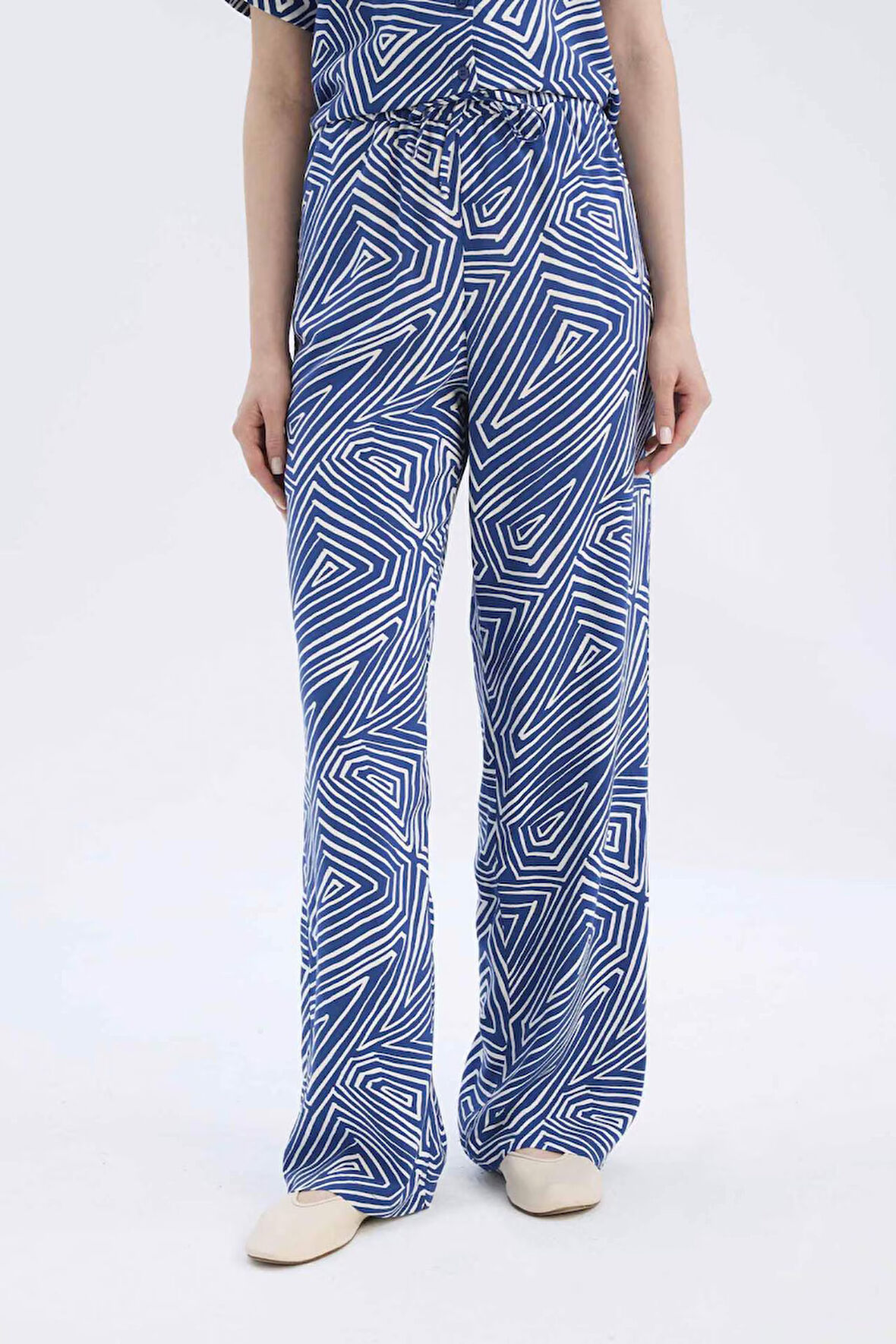 Regular Fit Desenli Esnek Belli Düz Paça Pantolon