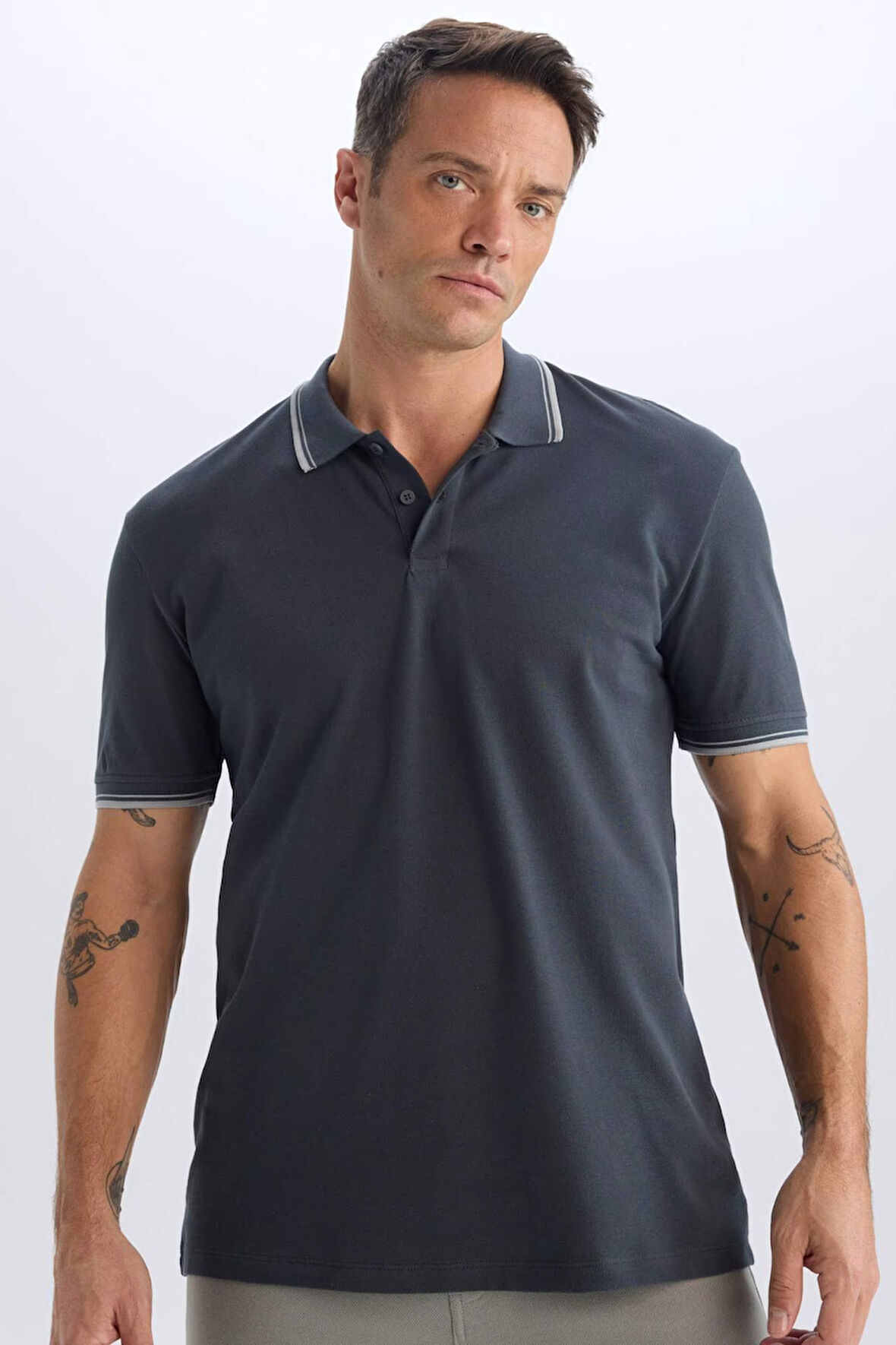 DeFacto Regular Fit Basic Düz Kısa Kollu Polo Tişört E2310AX24AUAR197