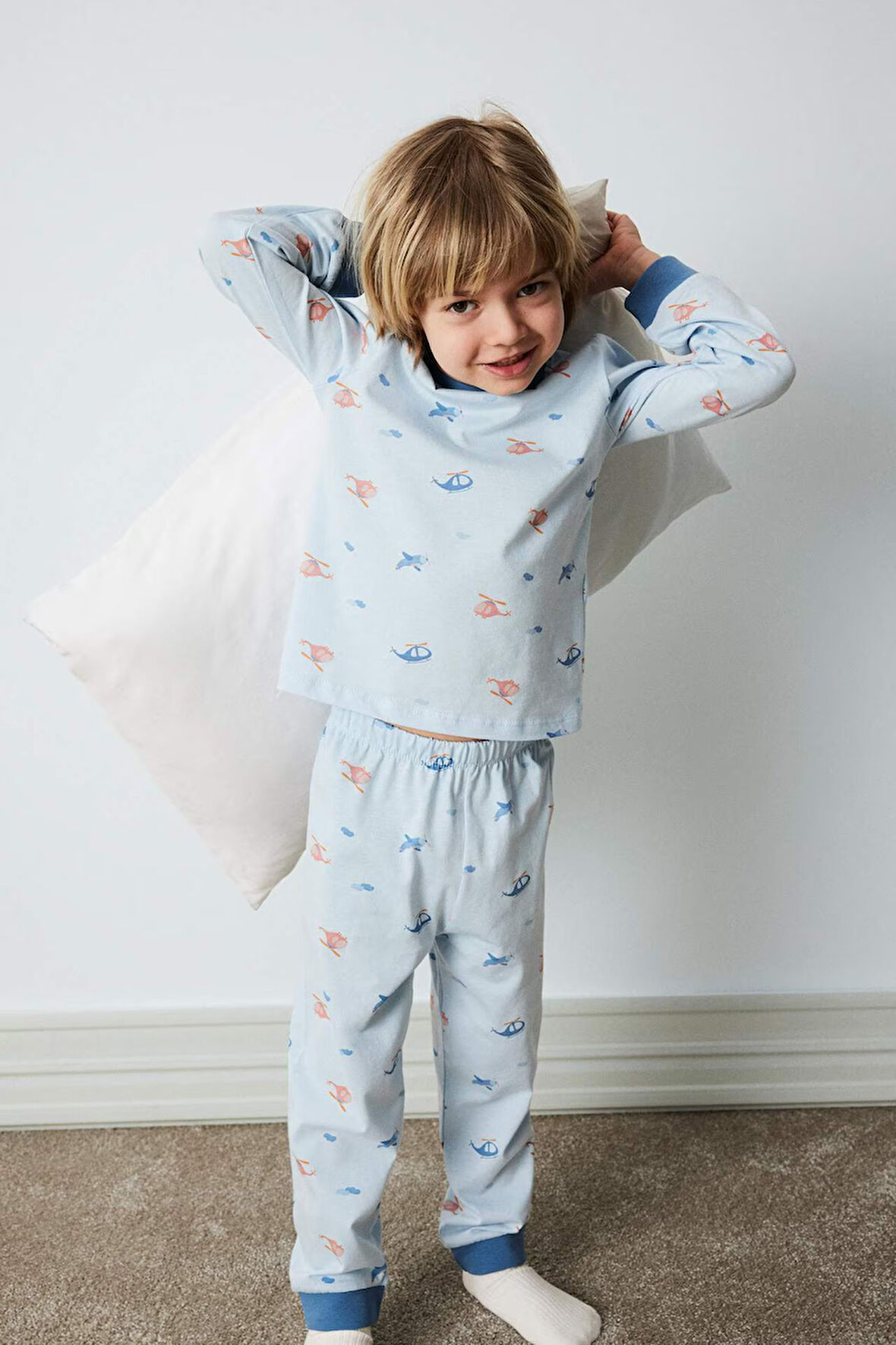 DeFacto Erkek Bebek Pijama Takımı Penye Desenli Uzun Kollu Üst Beli Lastikli Uzun Alt E0756A525SPBE343
