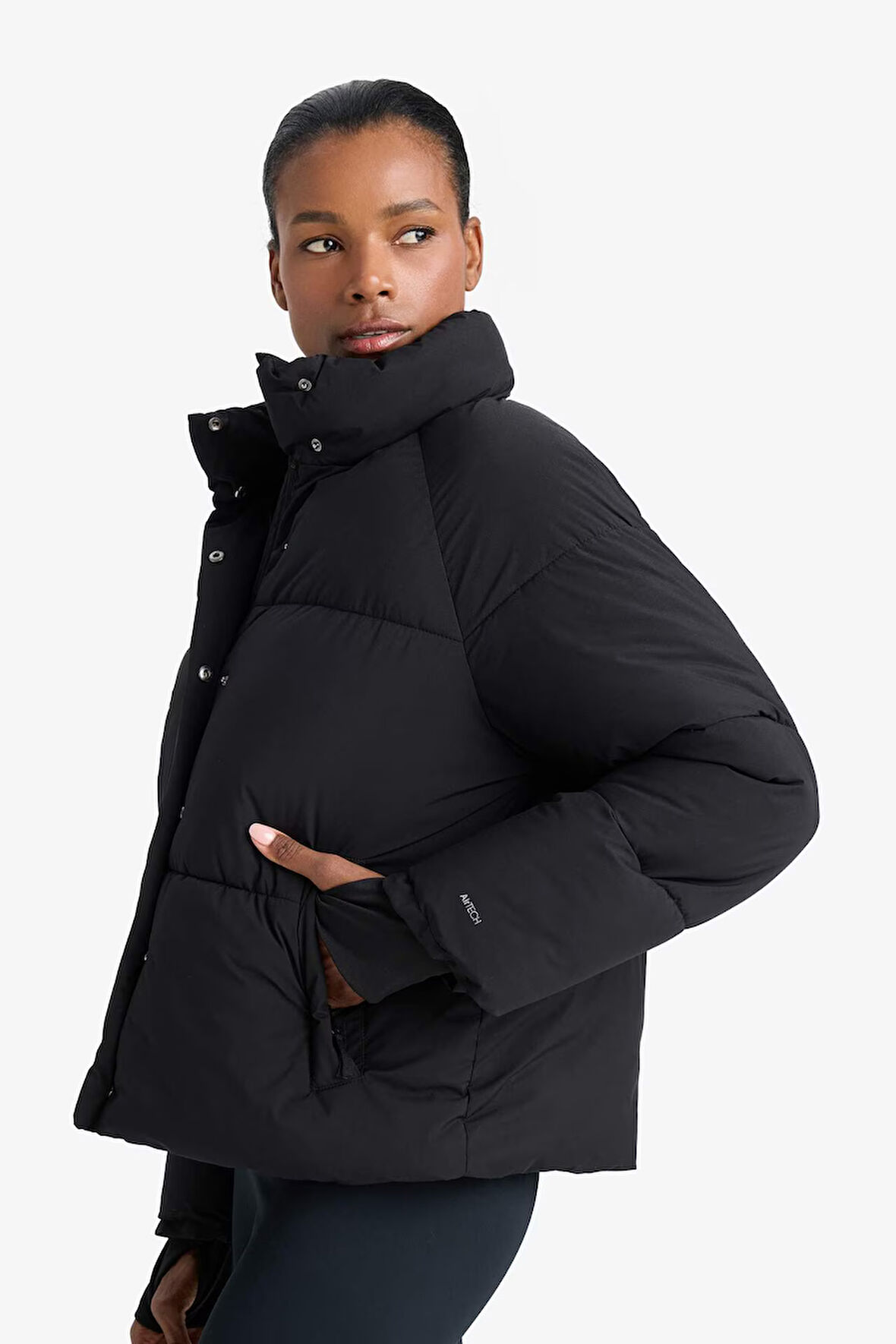 DeFactoFit 	Rüzgar Geçirmez Su Geçirmez 	 Regular Fit Su Geçirmez Mont