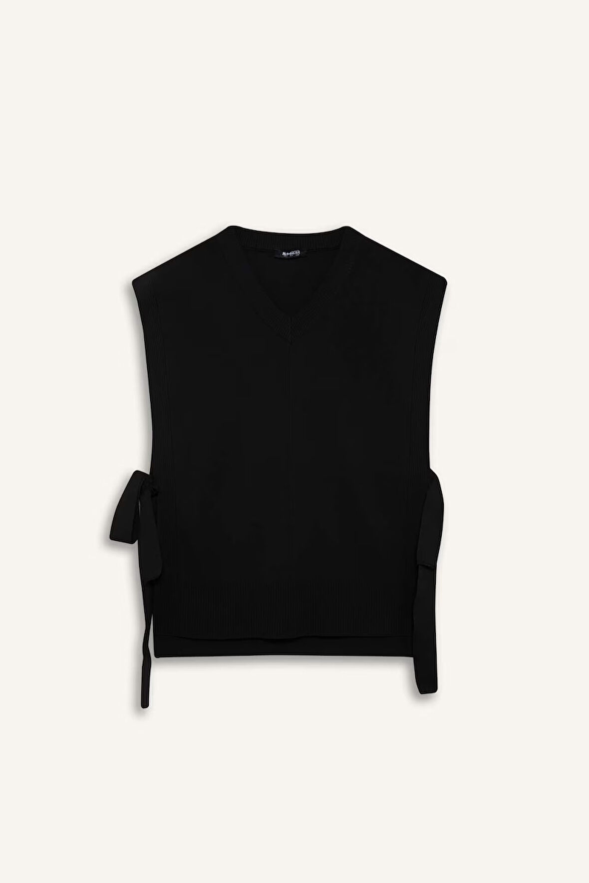 V Yaka Yandan Bağlamalı Triko Süveter